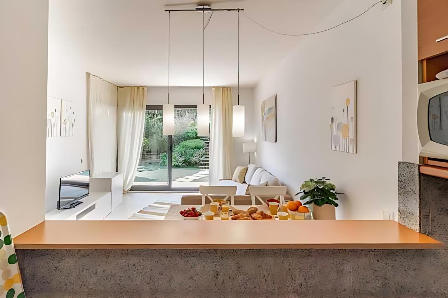 Pretty Garden Apartment Next To A Charming Beach Льорет-де-Мар Экстерьер фото